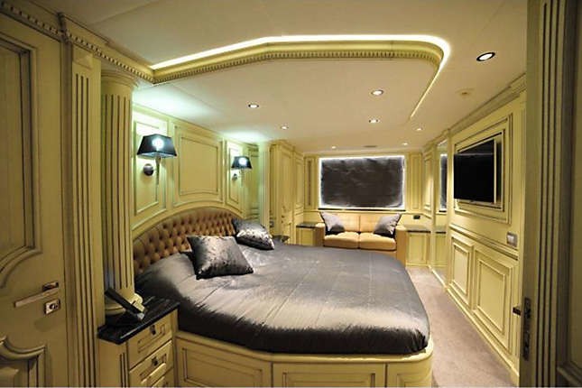 The 24m Yacht DESTINY