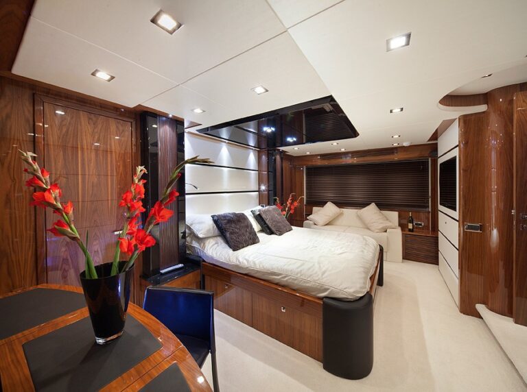 The 24m Yacht IMAI