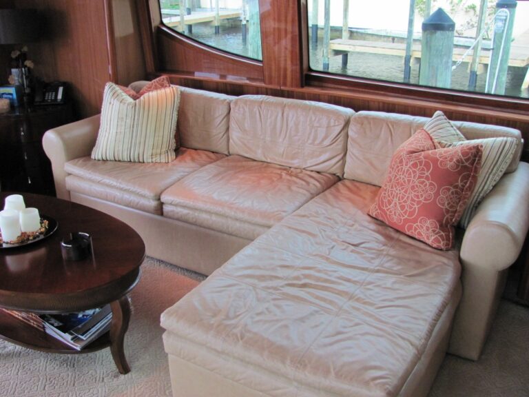 The 24m Yacht ISLAND COWBOY