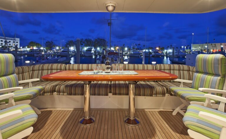 The 24m Yacht LADY LILA