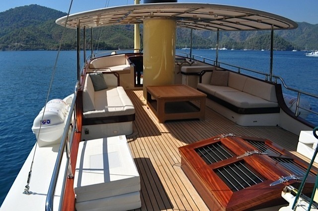 The 24m Yacht LARIMAR