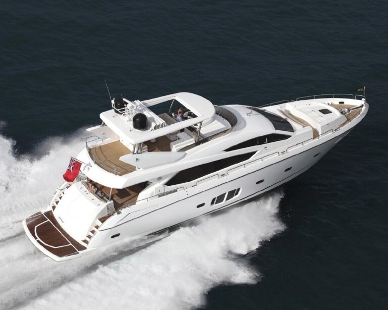 The 24m Yacht SEAS THE DAY