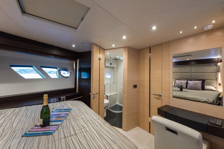 The 24m Yacht SEAWATER