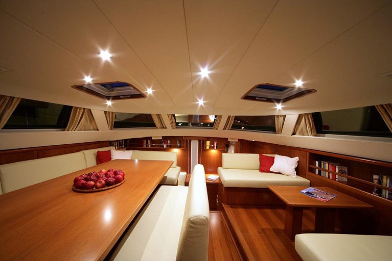 The 24m Yacht SI VIS PACEM
