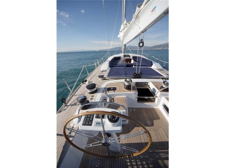 The 24m Yacht SI VIS PACEM
