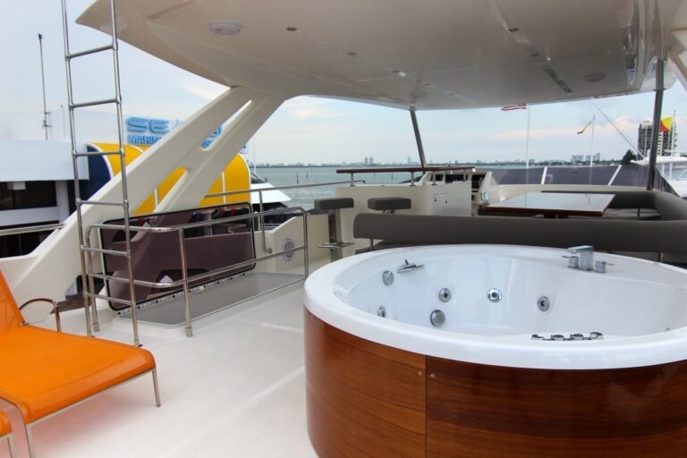 The 24m Yacht STILL WATER
