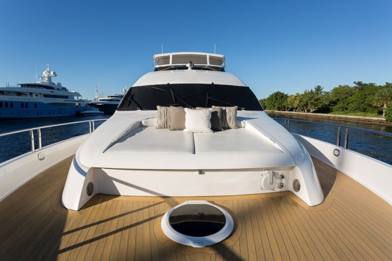The 24m Yacht SWEETWATER