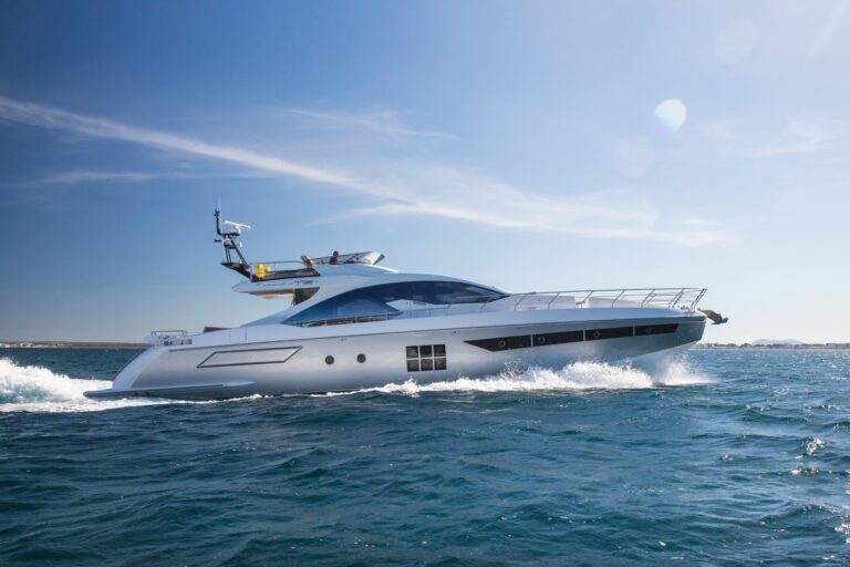 The 24m Yacht TOFFEE CRISP