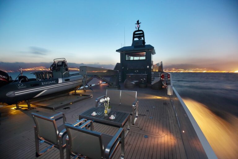 The 24m Yacht YXT ONE