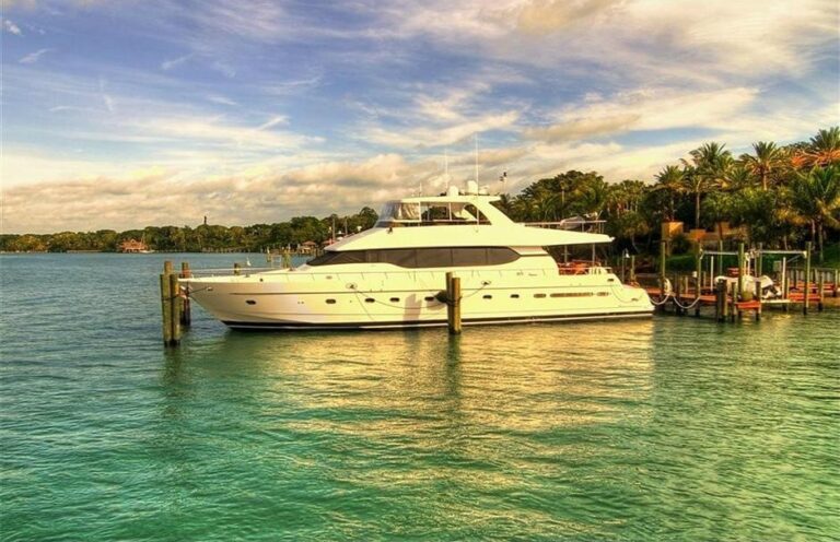 The 25m Yacht ACQUAVIVA