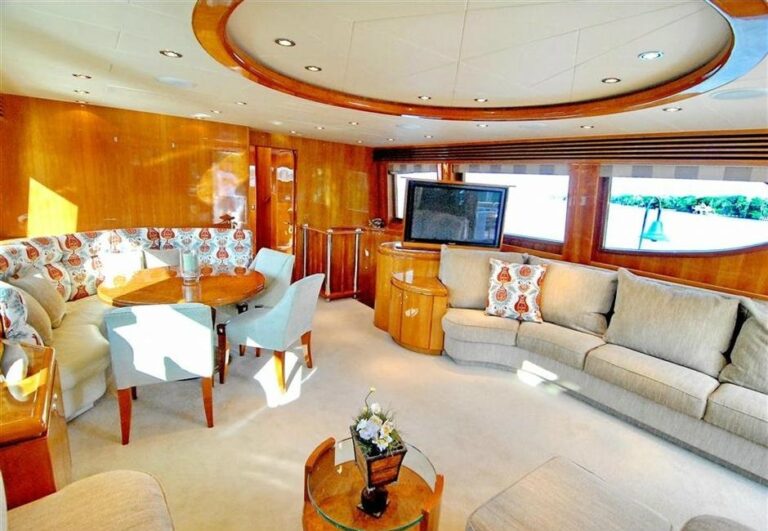 The 25m Yacht ACQUAVIVA