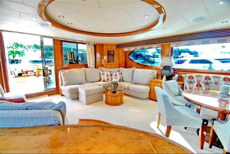 The 25m Yacht ACQUAVIVA