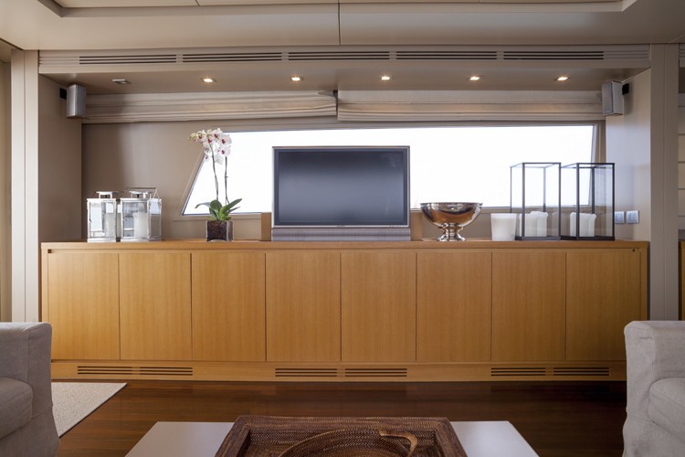 The 25m Yacht GOTA