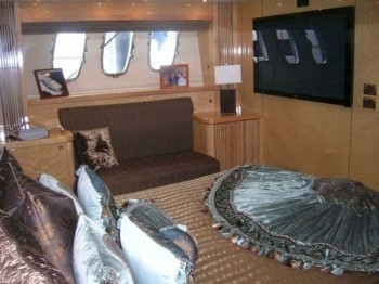 The 25m Yacht IMPULSIVE TOO