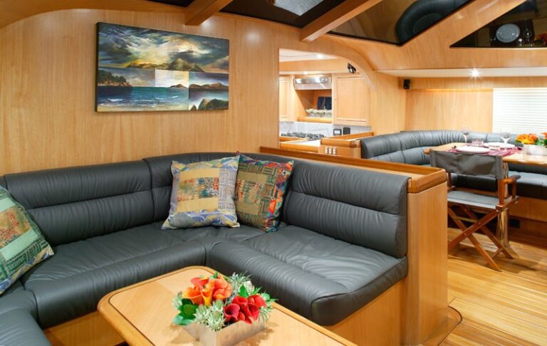 The 25m Yacht INTRIGUE