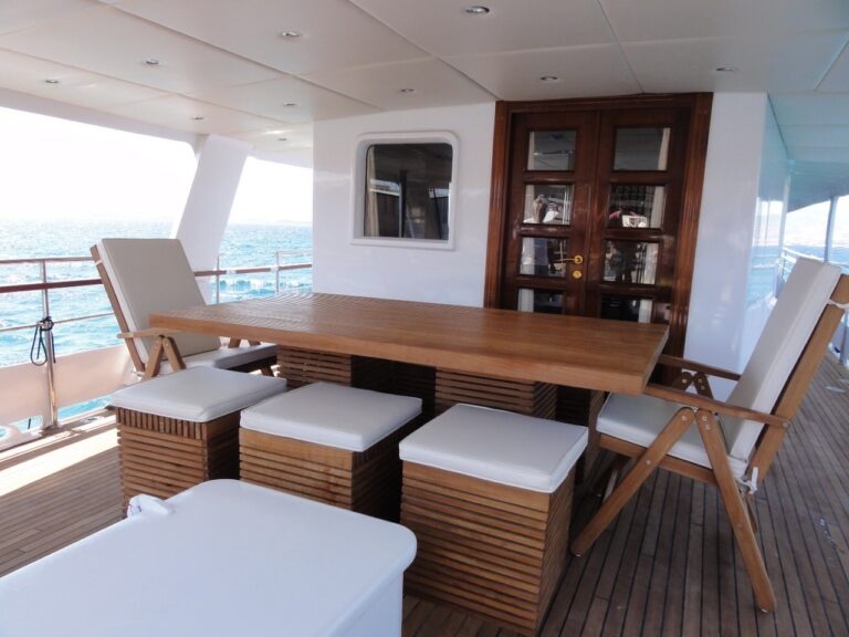exterior dining