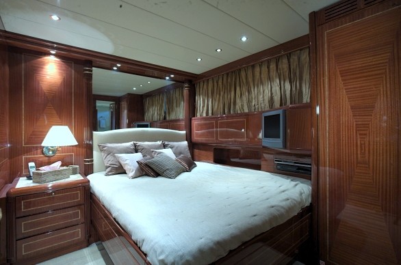 The 25m Yacht MORFISE