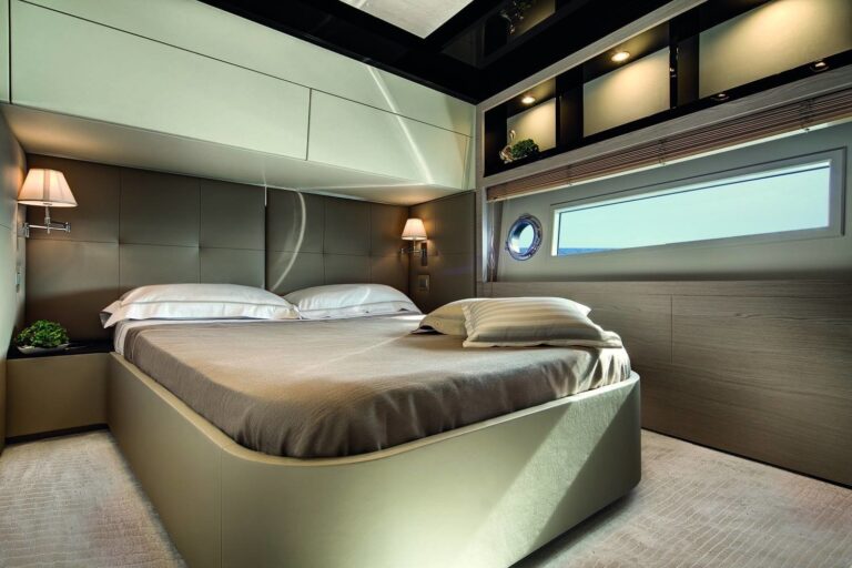 The 25m Yacht NORTH STAR