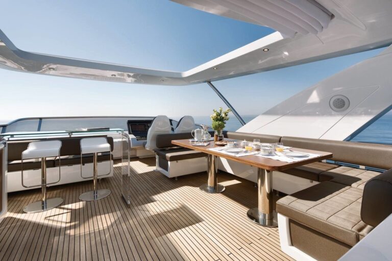 The 25m Yacht NORTH STAR