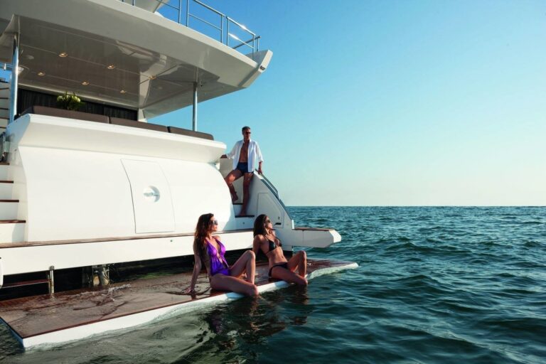 The 25m Yacht NORTH STAR