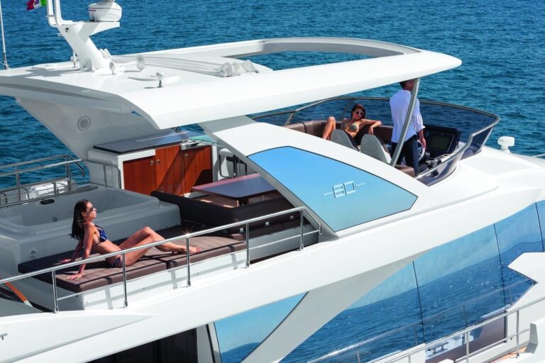 The 25m Yacht NORTH STAR