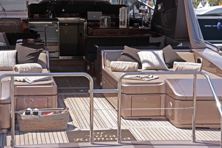 The 25m Yacht OF VILLA ROMANA