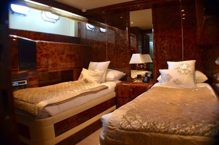 The 25m Yacht OF VILLA ROMANA