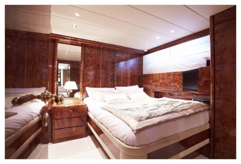 The 25m Yacht OF VILLA ROMANA