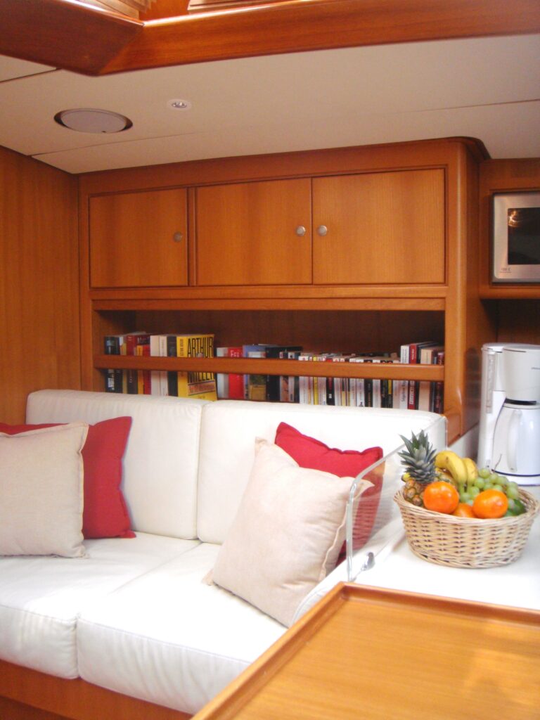 The 25m Yacht VOLADOR