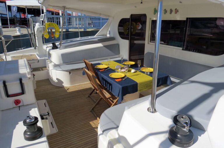 Alfresco dining