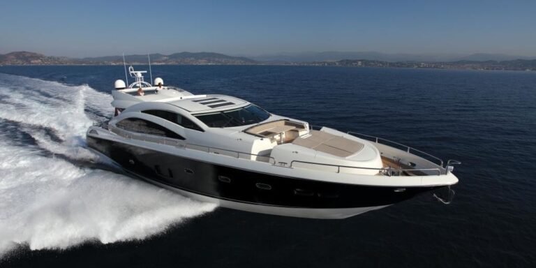 The 26m Yacht ALVIUM