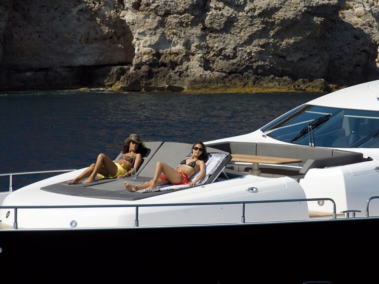 The 26m Yacht ALVIUM