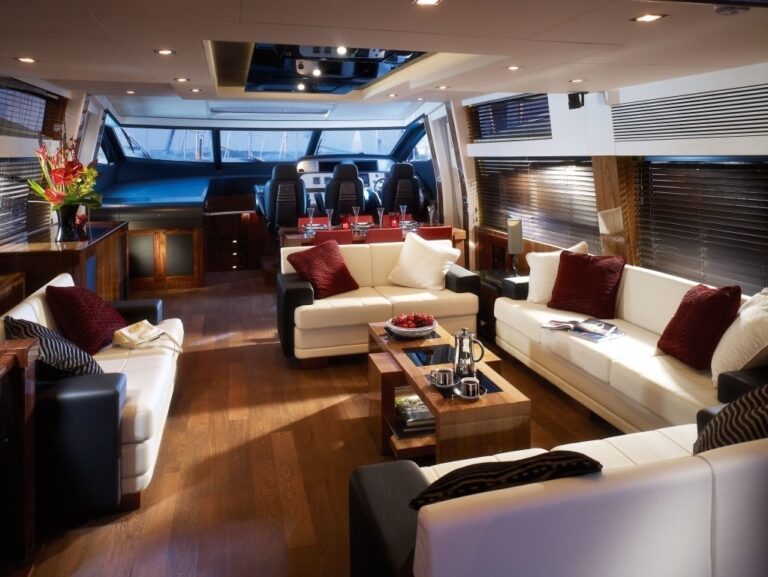 The 26m Yacht ALVIUM
