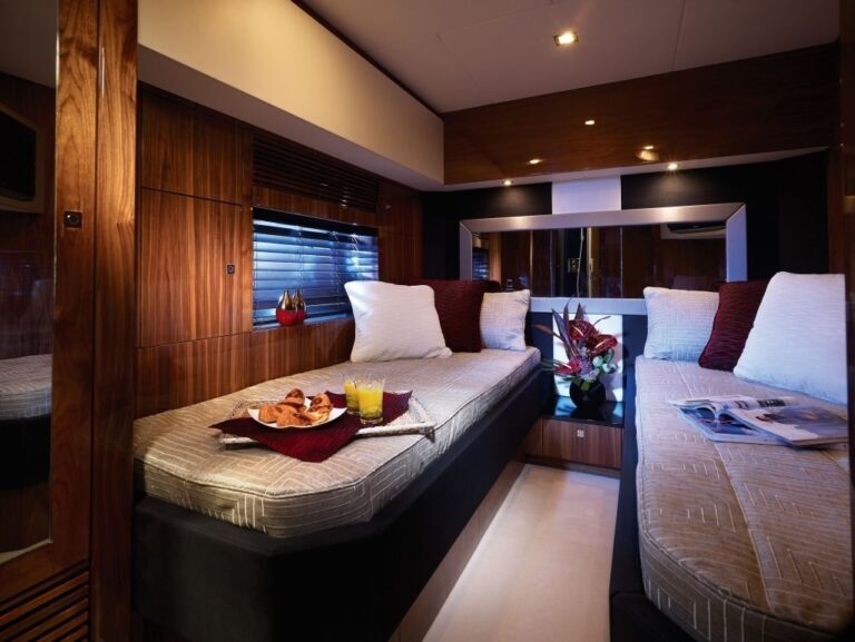 The 26m Yacht ALVIUM