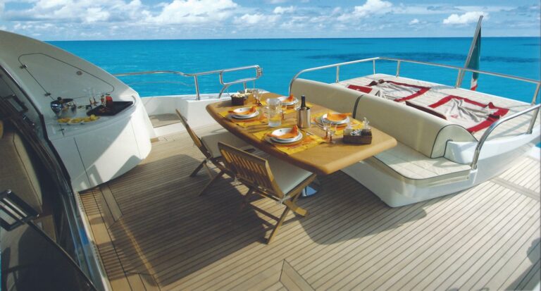 The 26m Yacht AMIR III