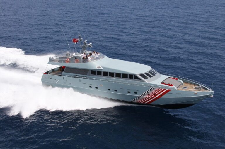The 26m Yacht CHATO