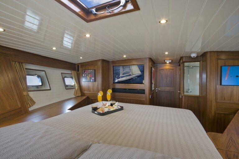 The 26m Yacht DOMICIL