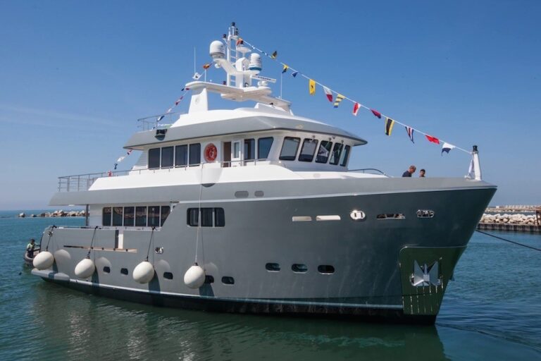 The 26m Yacht GRA NIL