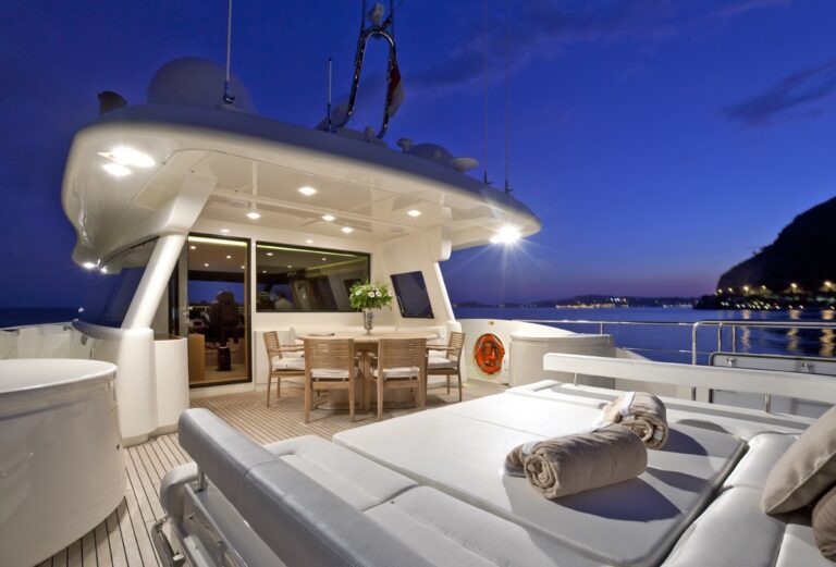 Life On Board Yacht LA PAUSA
