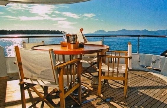Life On Yacht LAIKA