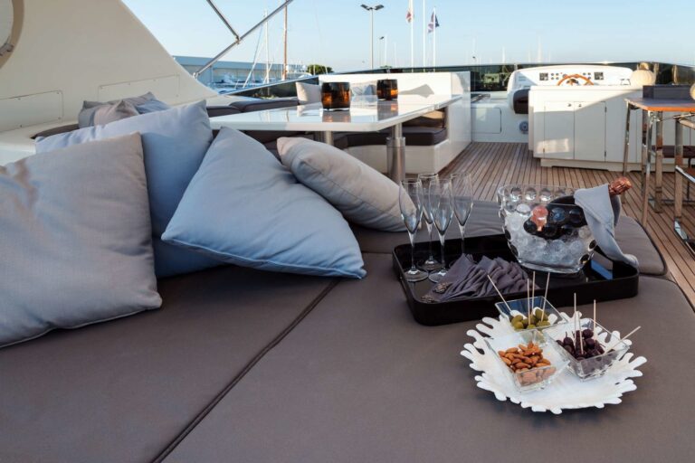 The 26m Yacht MINOU