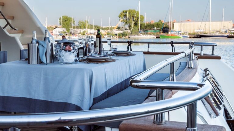 The 26m Yacht MINOU
