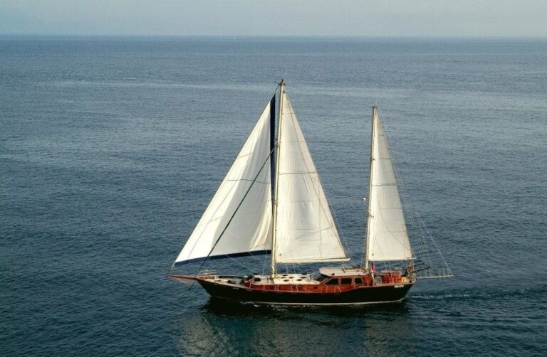 The 26m Yacht MONTECRISTO