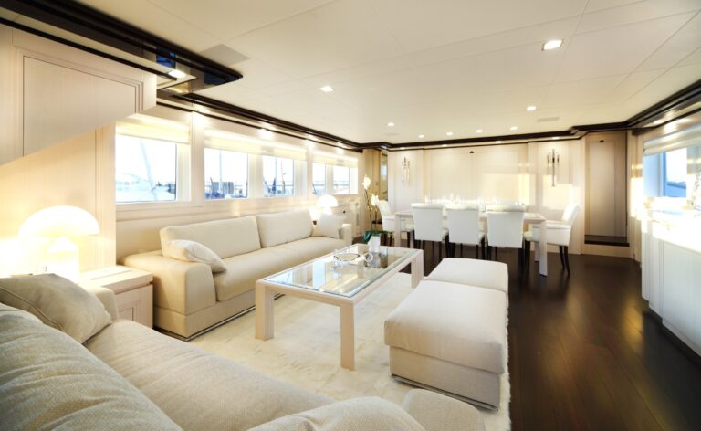 The 26m Yacht SAKATA