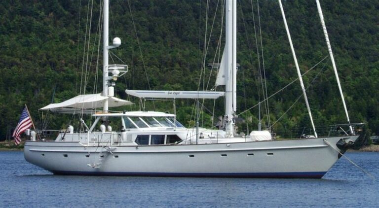 The 26m Yacht SEA ANGEL