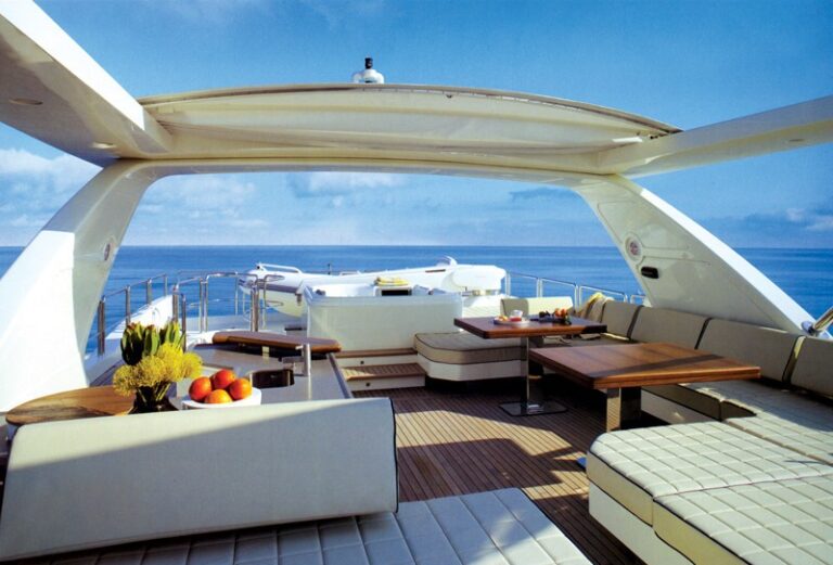 The 26m Yacht TROPICANA