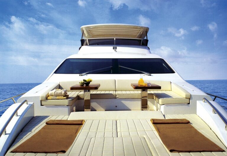 The 26m Yacht TROPICANA