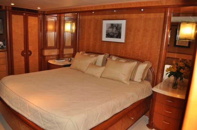 The 26m Yacht WATERSHED II