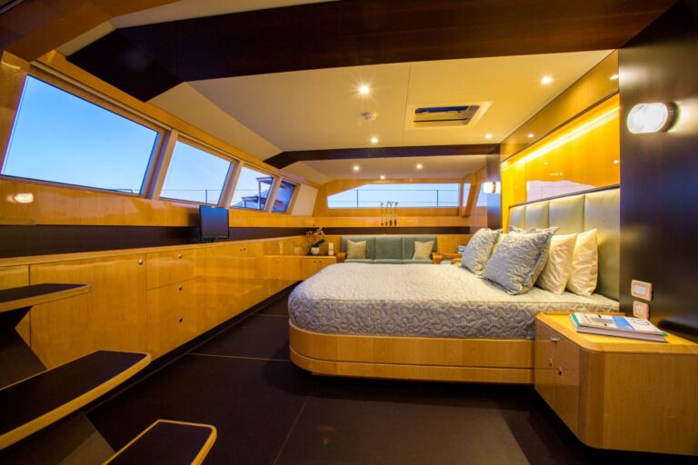 The 26m Yacht WINDQUEST
