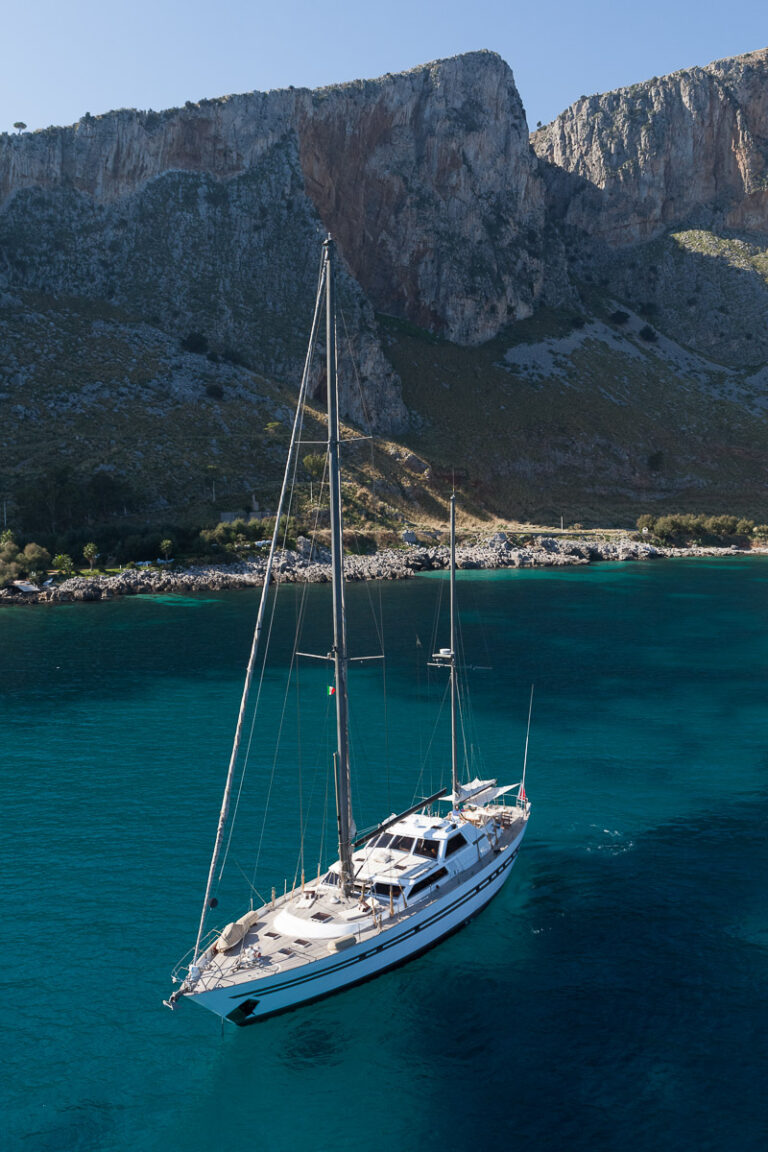 27 m yacht MY LOTTY